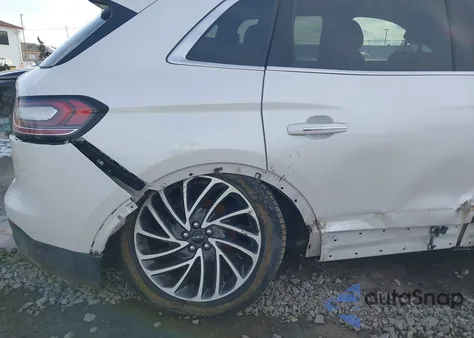 2019 Lincoln Nautilus Reserve from USA, damaged, VIN 2LMPJ8L98KBL46478